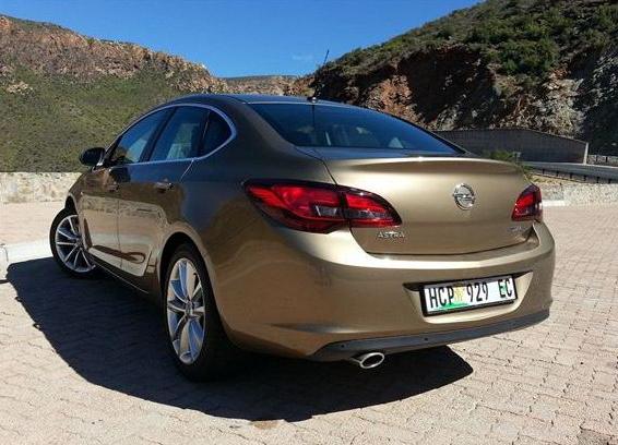 Design and technical characteristics of the 2013 Opel Astra