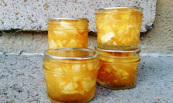 Pear-apple jam - a combination of flavors