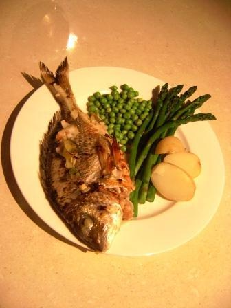 How to bake a bream in the oven?