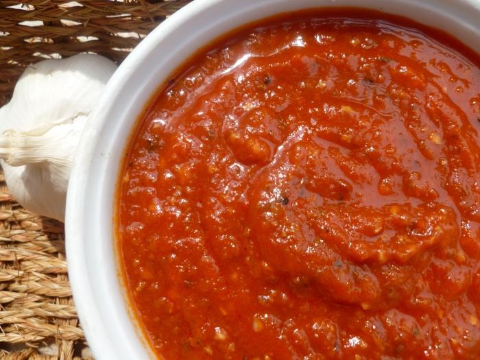 Tomato paste at home for the winter: cooking options