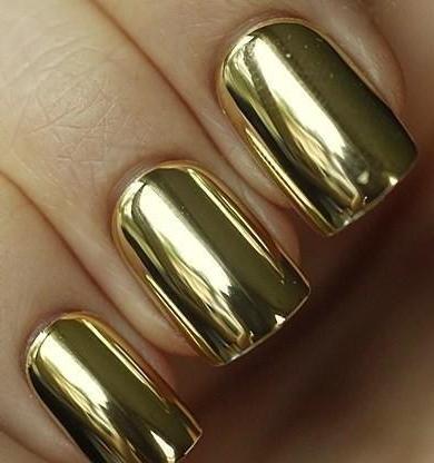 Hollywood manicure - a new pinnacle of irresistibility and grace