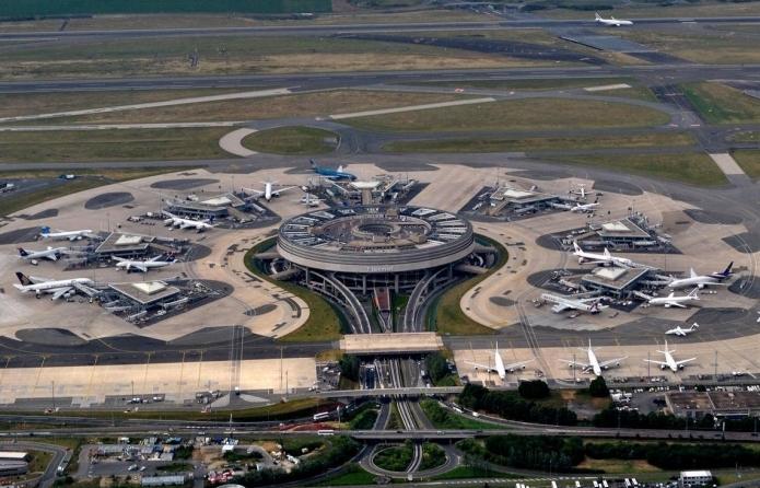 The airport of France is an important transport artery of the country