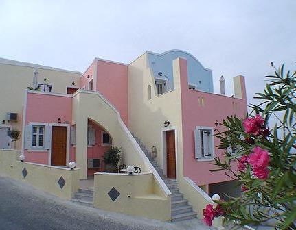 Cheapest Hotels in Santorini, Greece