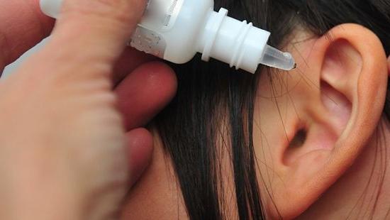 Otitis of the ear: treatment, symptoms and causes